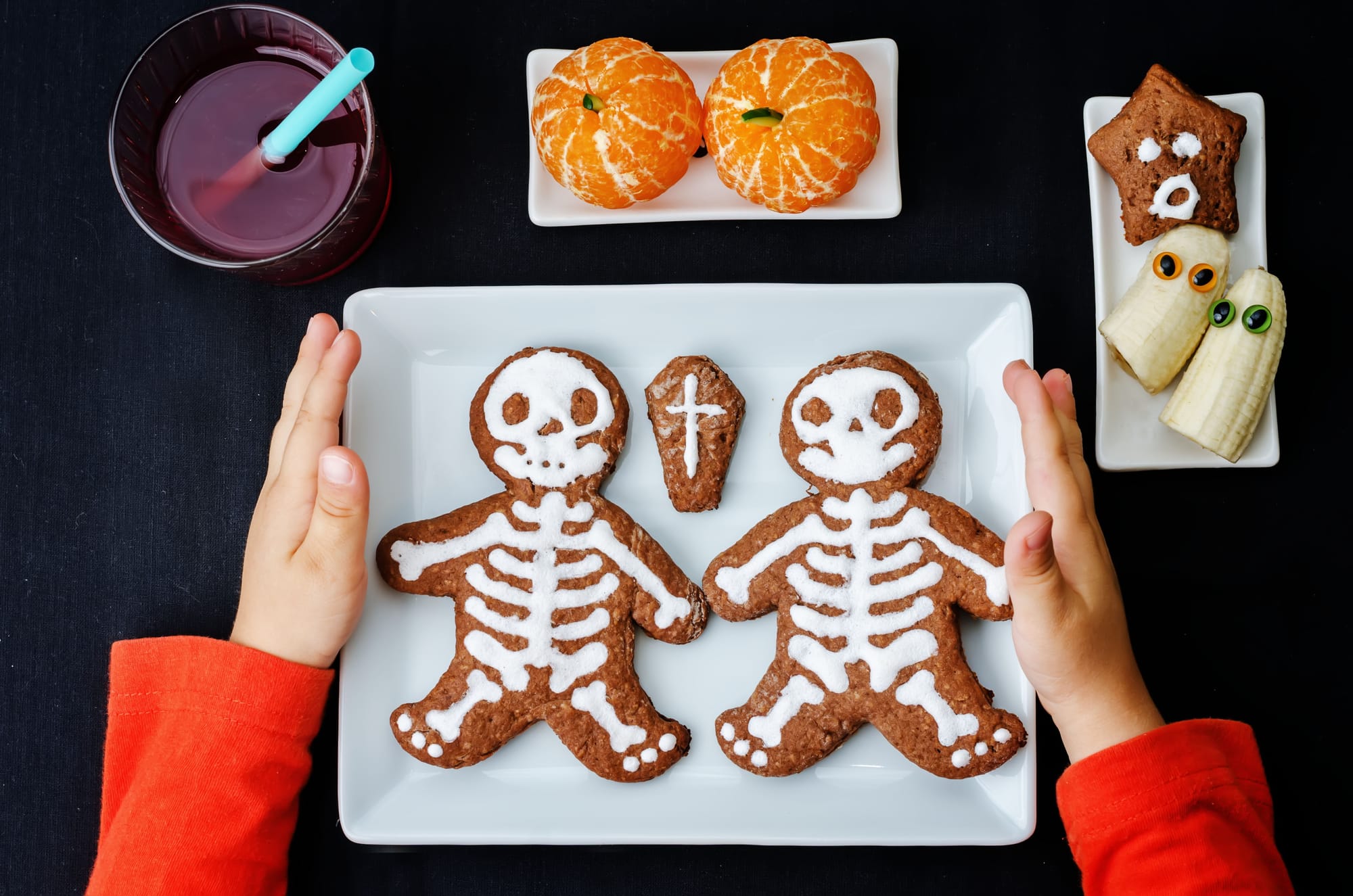 plats-amusants-Halloween-squelettes-pains-epices
